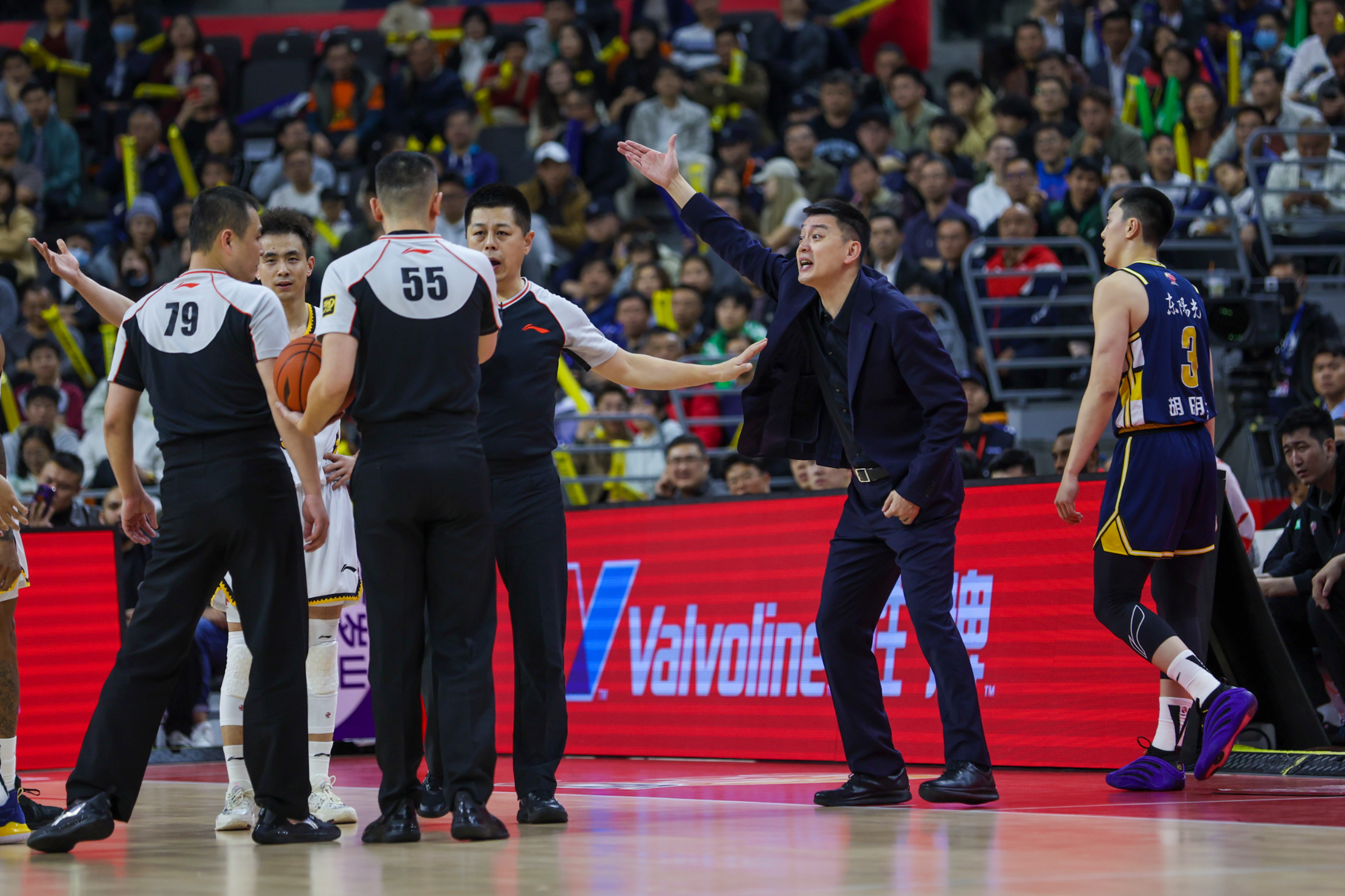 关于清晨CBA季后赛焦点战，布鲁克林篮网临场应变，媒体盛赞，纪律约束更严格的信息-金年会下载APP